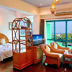3* Отель Green Hotel